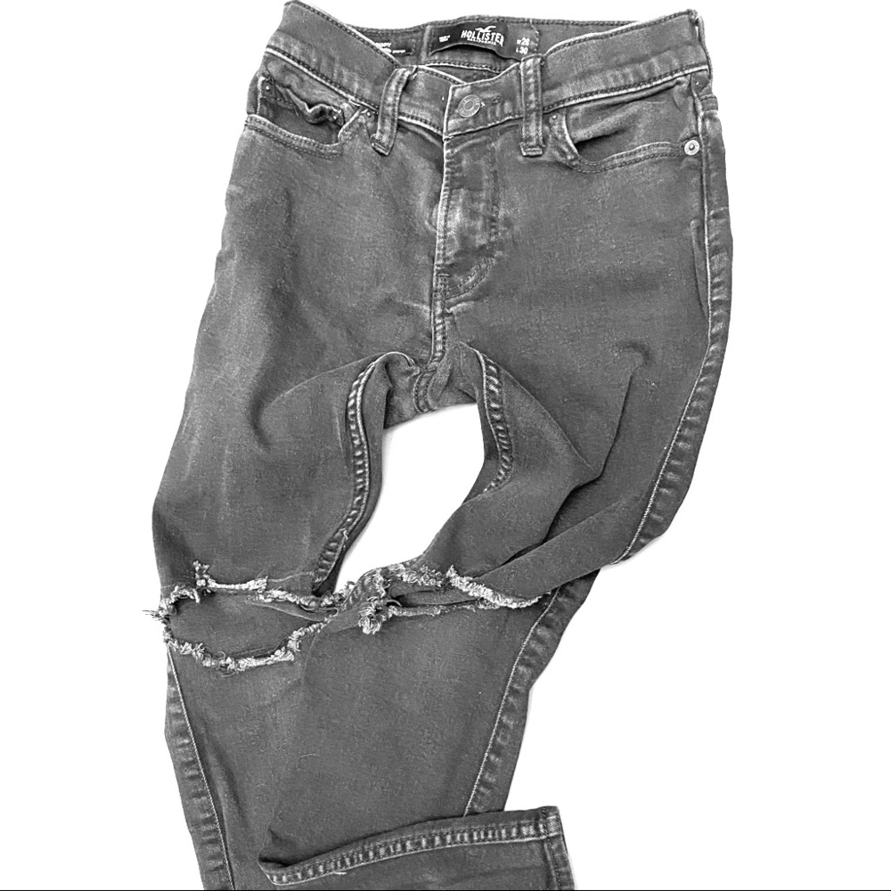 Hollister 26x30 Black Jeans